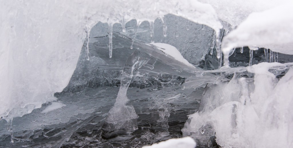 Ice structures on Lake Hoare